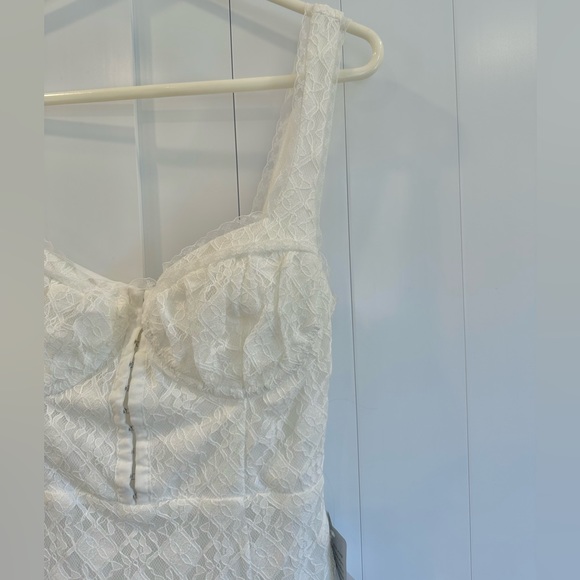 NWT ASTR THE LABEL White Lace Sheath Dress Medium - Picture 9 of 13